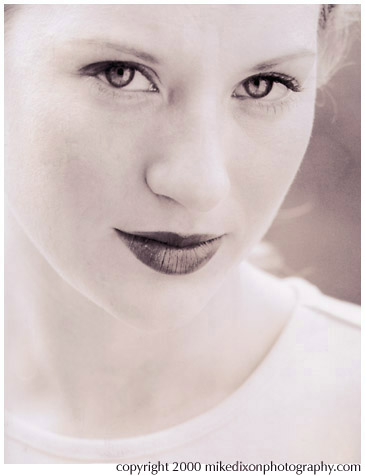 http://mikedixonphotography.net/marla11.jpg